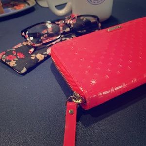 Kate Spade shiny pink zippered wallet